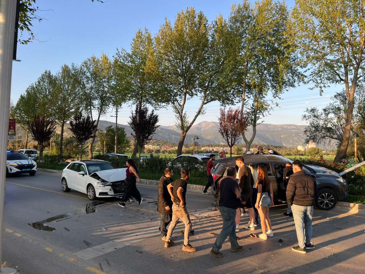 Menteşe’de Aynı Noktada Peş Peşe Trafik Kazası 2